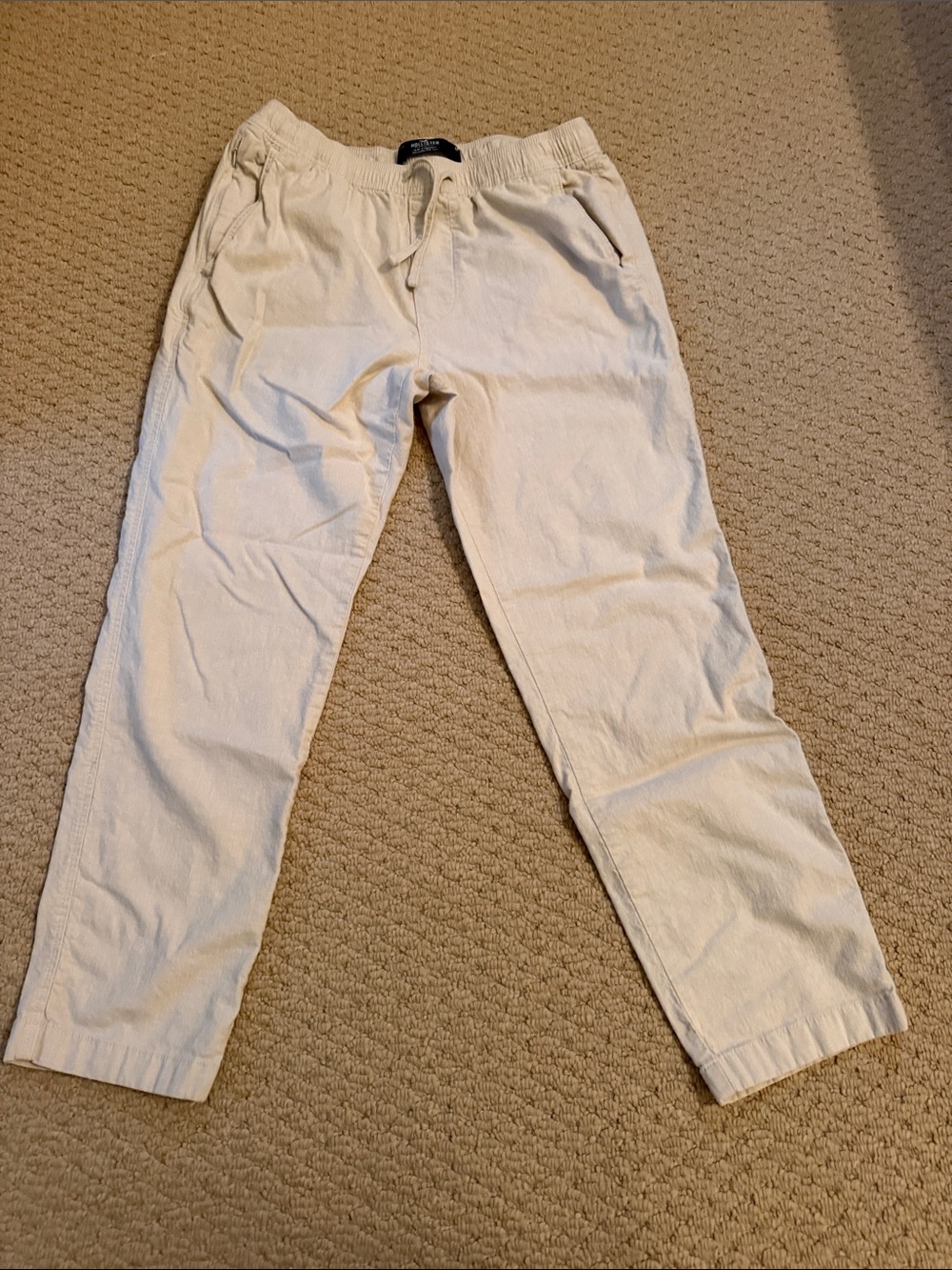 Men’s Hollister Lightweight Drawstring linen Chinos in Cream size M